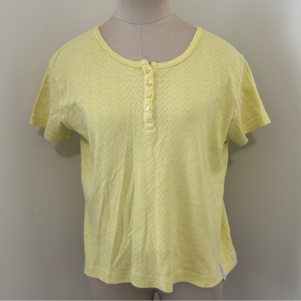 Vintage Reebok Large Yellow Short Sleeve Tee ~ Y2K 90’s Babydoll Clueless